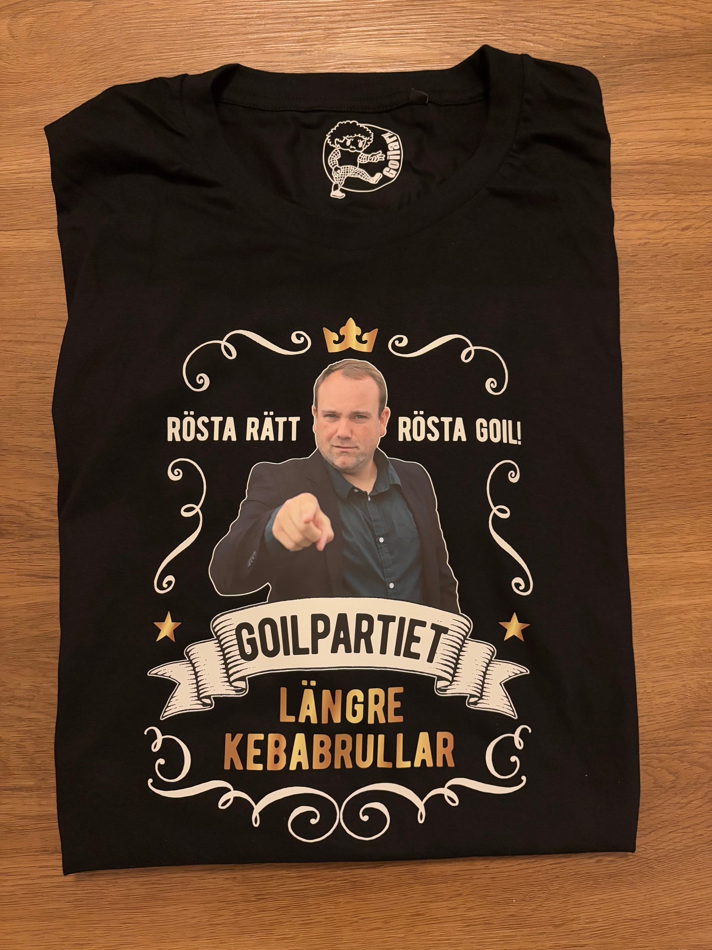 T-shirt Goilpartiet "Längre kebabrullar"